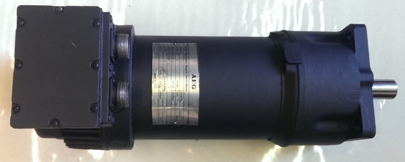 AEG SERVO MOTOR, MOD# M135-H6CA-900K AEG SERVO MOTOR, MOD# M135-H6CA-900K